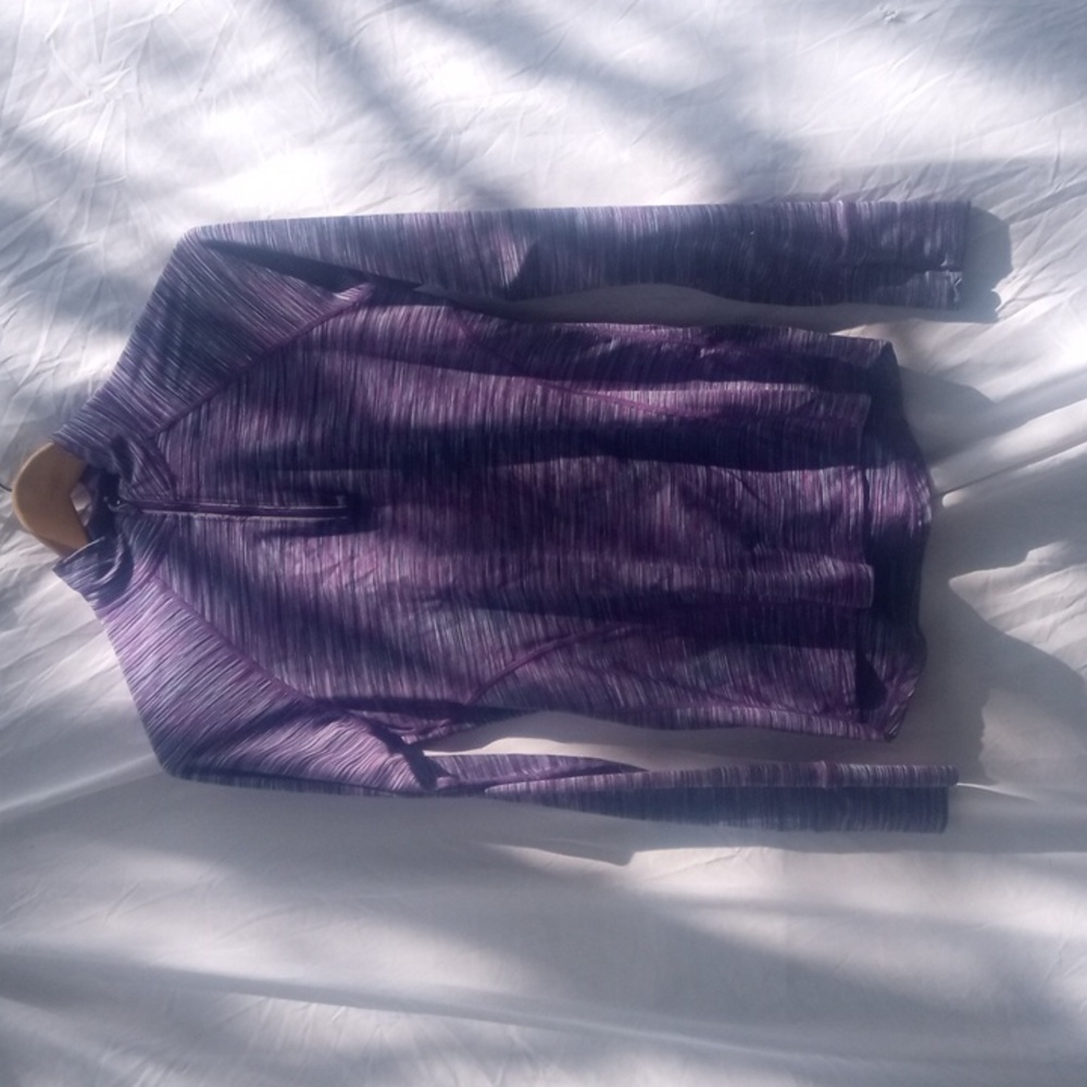IDEOLOGY YOGA TOP IN BLUE & PURPLE